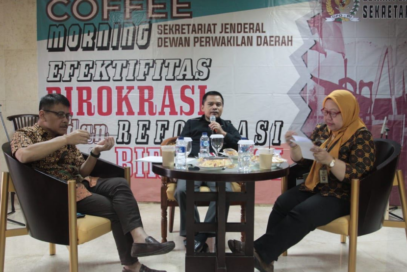 Coffee Morning dengan tema ‘Efektifitas dan Reformasi Birokrasi’, di Gedung DPD RI, Jakarta, Jumat (31/8).