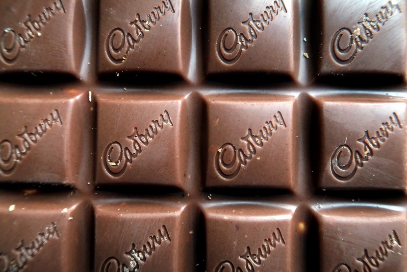 Cokelat Cadbury. Perusahaan menemukan cara untuk membuat cokelat rendah kalori tanpa mengorbankan rasa dan teksturnya.