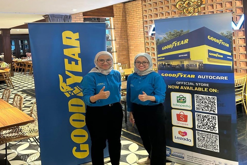 Corporate&Marketing Communication Manager Goodyear Indonesia Dinda Puspita (kiri) dan Head of Sales Goodyear Indonesia Arfianti Pusparini dalam Media Gathering di Jakarta, Selasa (25/6/2024). Setelah memperluas pasarnya melalui peluncuran toko online resmi Goodyear Autocare di platform e-commerce seperti Tokopedia, Shopee, dan Lazada, Goodyear kini berfokus pada peningkatan efisiensi layanan purna jual.