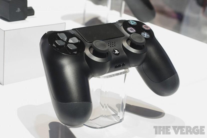 Controller terbaru PS4