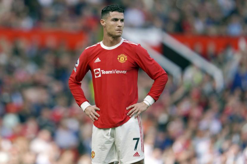 Bintang Manchester United, Cristiano Ronaldo. Masa depan Ronaldo di Man United masih menjadi topik hangat untuk diperbincangkan.