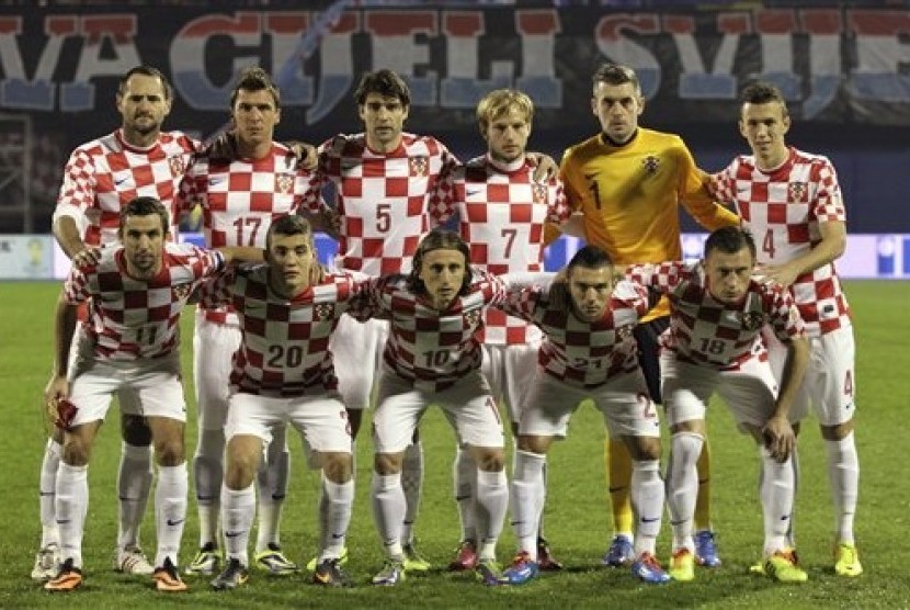 Croatia soccer team poses prior to the start the World Cup qualifying soccer match in 2013. (File photo)