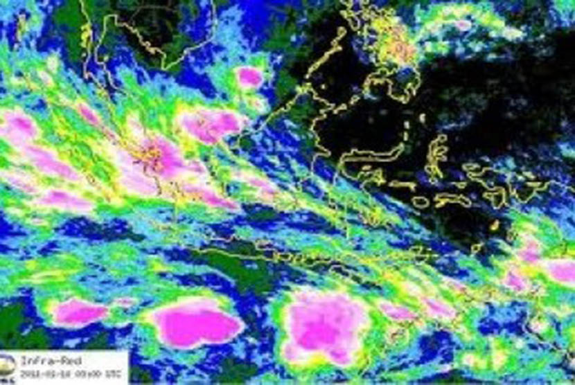BMKG mengingatkan warga Sulawesi Utara mewaspadai potensi cuaca ekstrem yang berpeluang terjadi beberapa hari ke depan di wilayah kabupaten dan kota. /Ilustrasi
