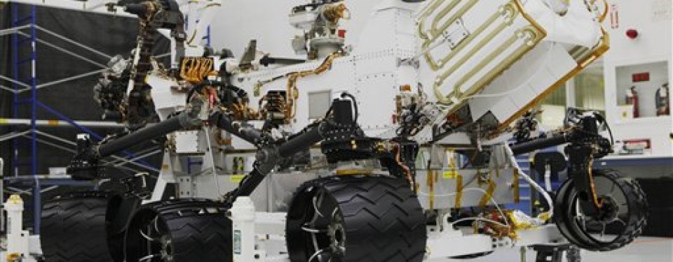 Curiosity, sebuah mega rover yang sedang dikembangkan NASA. Curiosity akan diluncurkan ke Mars pada tahun ini.
