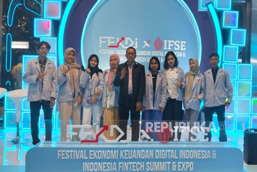 Mahasiswa Cyber University Terjun Langsung ke Dunia Fintech di FEKDI x IFSE 2025