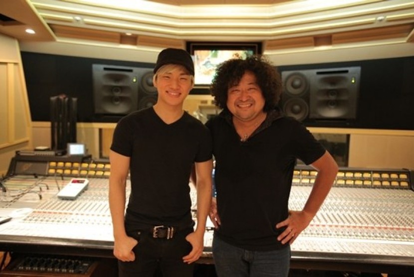 Daesung dan Taro Hakase 