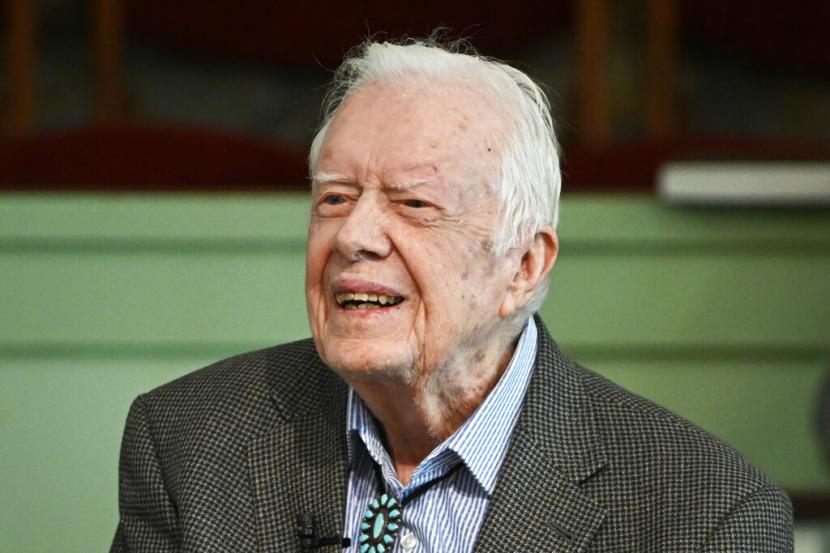 Dalam file foto 3 November 2019 ini, mantan Presiden Jimmy Carter mengajar sekolah Minggu di Gereja Baptis Maranatha di Plains, Ga. The Carter Center mengatakan Carter telah memasuki perawatan rumah perawatan, Sabtu, 18 Februari 2023.