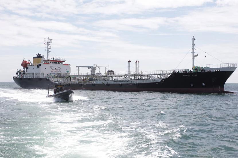 Kapal tanker berbendera Panama yang melanggar teritori Indonesia sudah diproses hukum. Ilustrasi.