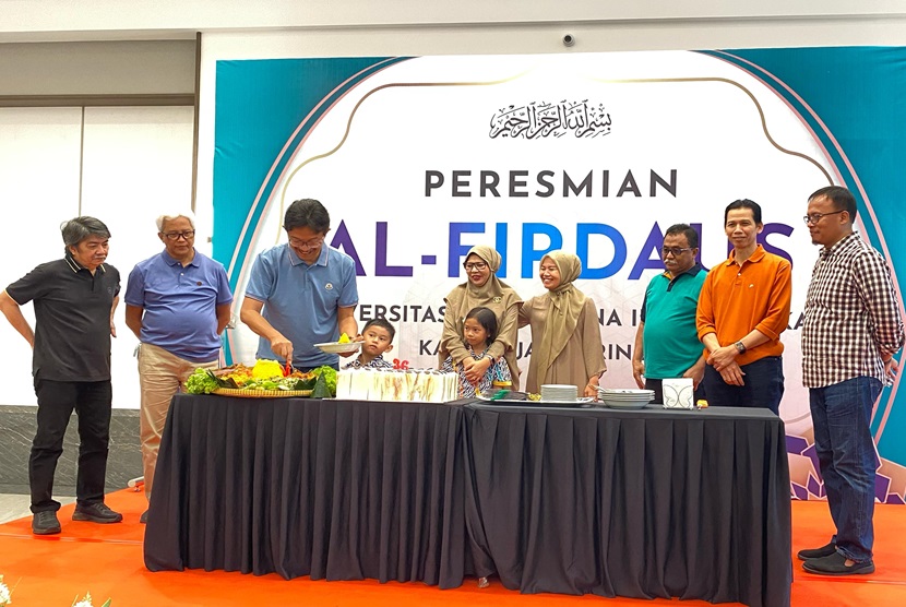 Dalam rangka memperingati Dies Natalis ke-36 BSI (Bina Sarana Informatika), Yayasan BSI dengan bangga meresmikan gedung serbaguna serta Masjid Al Firdaus di lingkungan Universitas BSI (Bina Sarana Informatika) kampus Jatiwaringin, Jakarta Timur, Ahad, (3/3/2024).