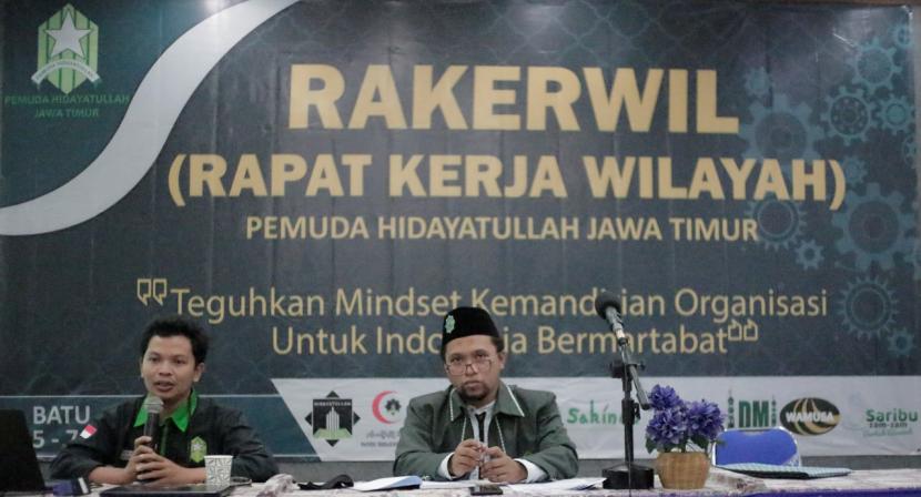 Dalam rangkaian acara Rakerwil, Pemuda Hidayatullah (Pemhida) Jatim menyelenggarakan seminar literasi, Jumat (5/2).