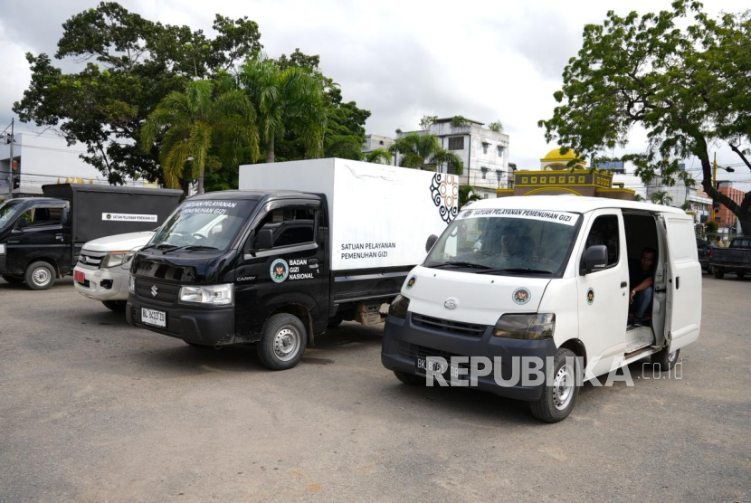 Dampak sulitnya bahan baku dan bahan bakar akibat banjir membuat SPPG di Aceh memanfaatkan menu dan bahan bakar lokal untuk mengatasi persoalan tersebut.