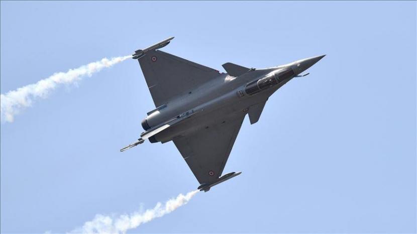 Kementerian Pertahanan (Kemenhan) melakukan penandatanganan kontrak kerja sama pembelian enam pesawat tempur generasi 4,5, Dassault Rafale, buatan Prancis. (Foto: Pesawat Dassault Rafale)