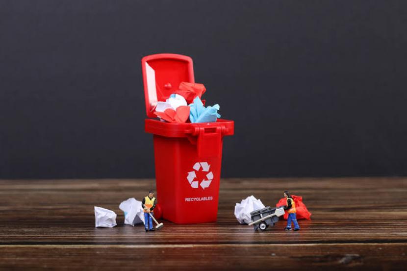 Daur ulang sampah (ilustrasi)