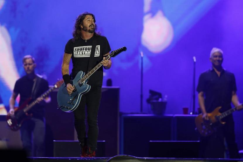 David Grohl dan anggota Foo Fighters manggung di festival Rock in Rio di Rio de Janeiro, Brasil, 28 September 2019. Foo Fighters meluncurkan album baru, But Here We Are.