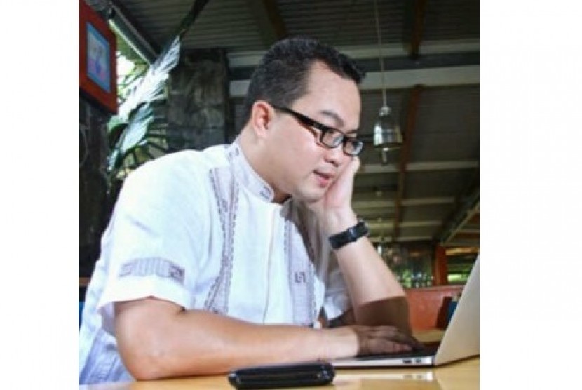 Dekan Fakultas Ekologi Manusia IPB, Dr Arif Satria