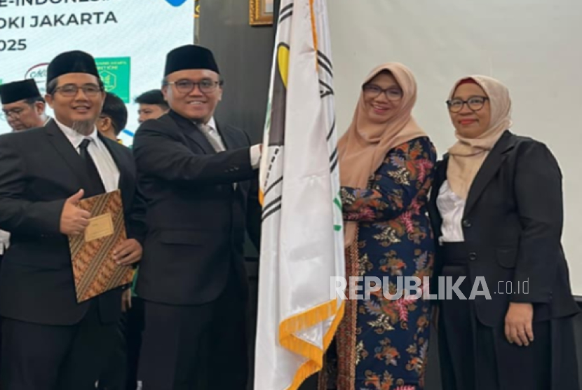 Dekan Fakultas Teknik Universitas Muhammadiyah Jakarta (FT UMJ) Irfan Purnawan dilantik sebagai Ketua Badan Otonom (Batom) Pusat Inkubasi Bisnis Usaha Kecil (PINBUK) Ikatan Cendekiawan Muslim se-Indonesia (ICMI) Organisasi Wilayah (Orwil) DKI Jakarta.