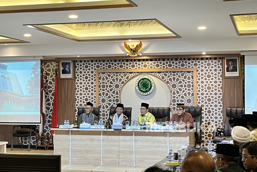 Deklarasi Dukungan Bangsa Indonesia untuk Pembebasan Palestina yang dibacakan di kantor MUI, Selasa (7/10/2025). Deklarasi yang digagas MUI bersama ormas Islam, lembaga filantropi, dan akademisi ini bertepatan dengan peringatan dua tahun Badai Al Aqsa, 7 Oktober 2023.