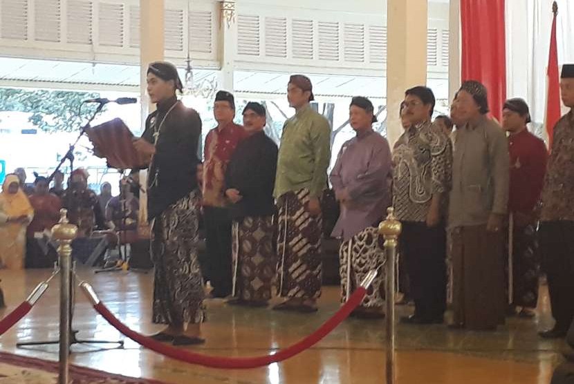 Deklarasi Kampanye Damai Serentak Pemilihan Umum Tahun 2019 yang diselenggarakan KPU (Komisi Pemilihan Umum) DIY, di Bangsal Kepatihan Yogyakarta. 