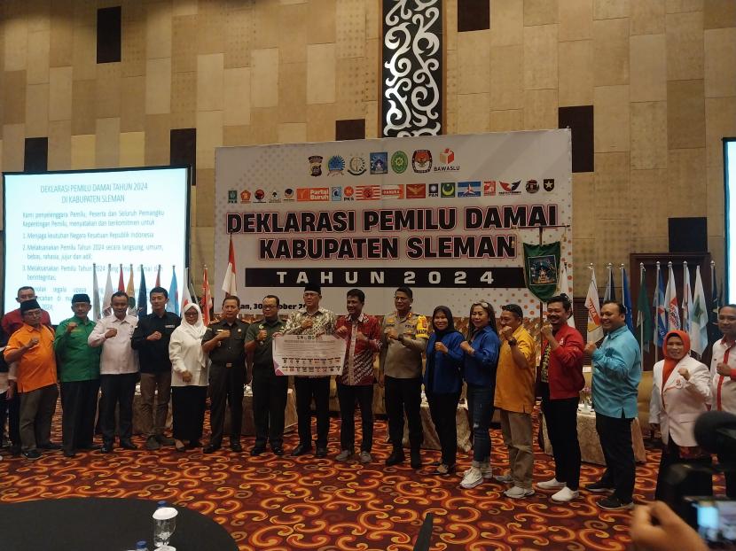 Deklarasi Pemilu Damai di The Alana Yogyakarta, Sleman, Senin (30/10/2023).