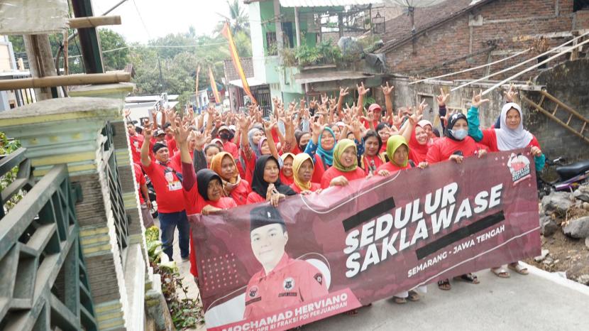 Deklarasi Relawan Sedulur Saklawase di Jawa Tengah. 