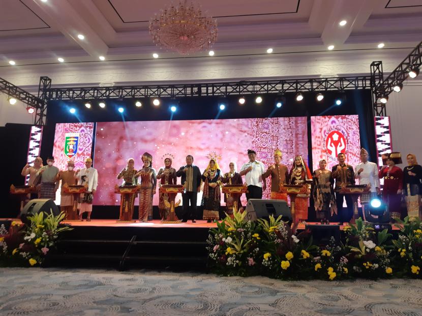 Dekranasda Provinsi Lampung menggelar acara Malam Nusantara di Bandar Lampung, Senin (8/8/2022).