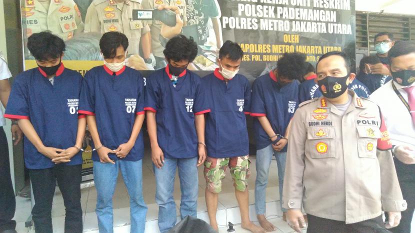 Delapan pelaku pengeroyokan remaja ditangkap polisi. (Ilustrasi)