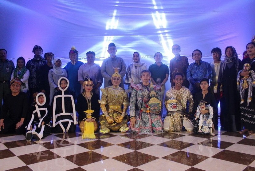 Delegasi Asosiasi Wayang ASEAN mengunjungi pondok pesantren Tebuireng