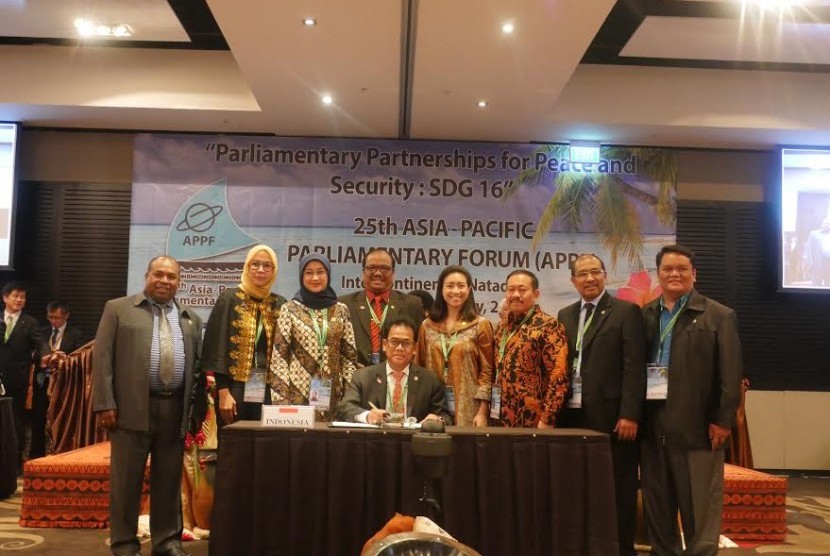 Delegasi Indonesia dalam Pertemuan APPF ke-25.