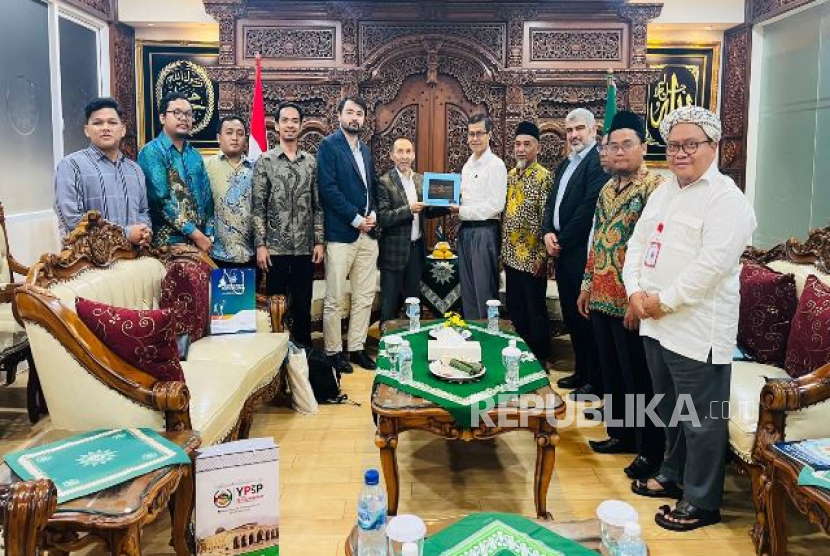 Delegasi Turkistan Timur temui Pimpinan Pusat Muhammadiyah. 