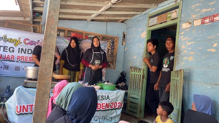 Demo memasak hidangan nusantara kepada warga Kedung Jambangan, Kecamatan Bangilan di Kabupaten Tuban, Jawa Timur.