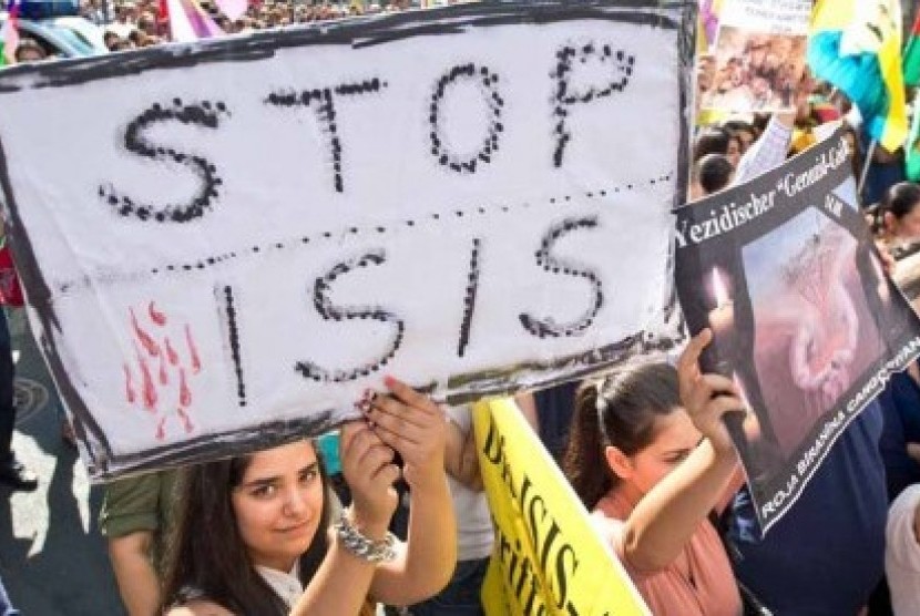 Demo menolak ISIS