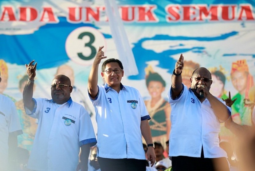 Democrat General Chairman Anas Urbaningrum (file photo)