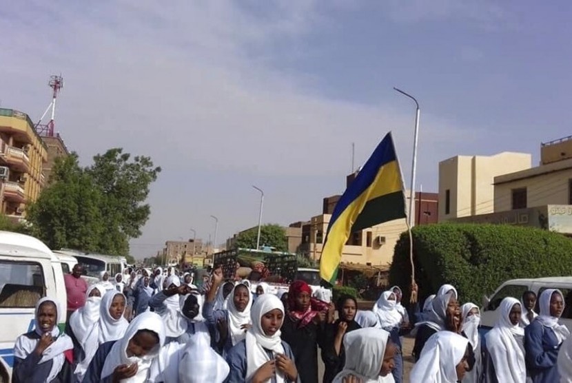 Demonstrasi siswa di Sudan