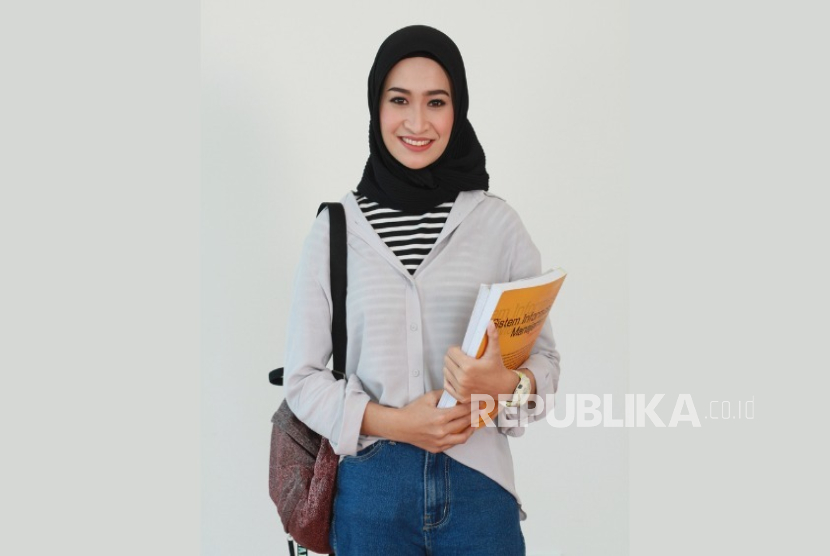 Bye Bye Bingung! Cyndi Chat Siap Layani Mahasiswa Baru Cyber University Urus Akademik