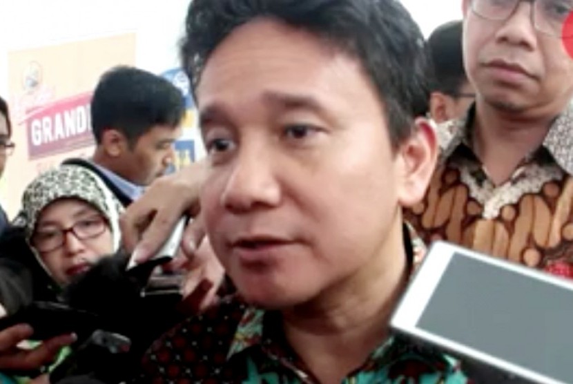 Deputi Gubernur Senior Bank Indonesia, Mirza Adityaswara 