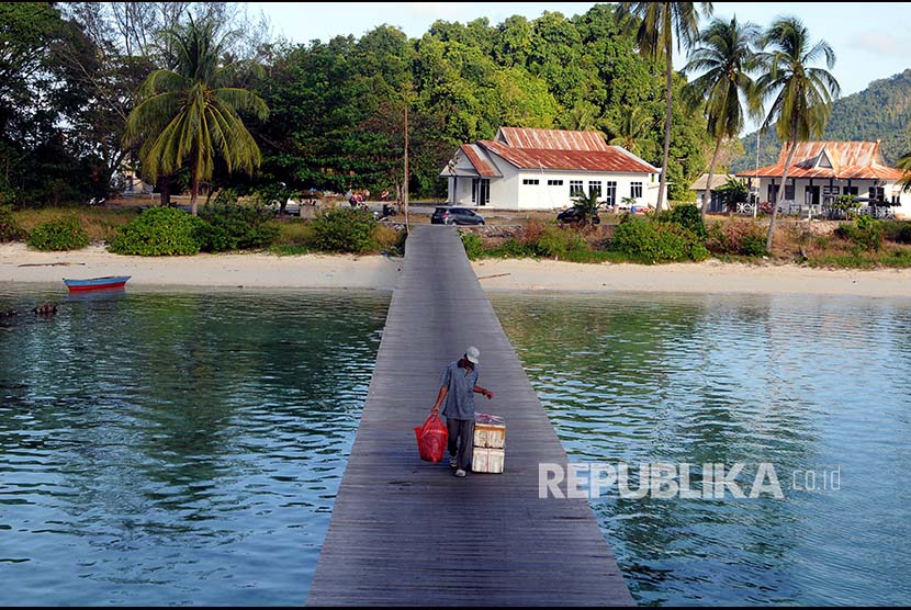 Dermaga Pelabuhan Matak Kabupaten Kepulauan Anambas