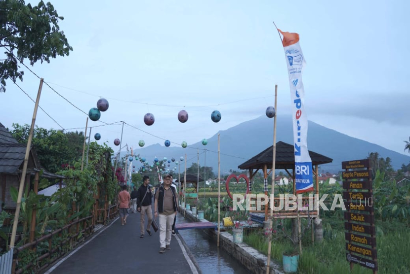 Desa wisata Cikaso, mampu mengemas keindahan sawah dan suasana pedesaan menjadi daya tarik wisata