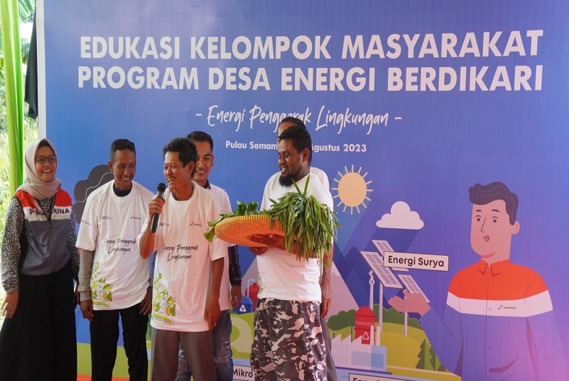 Desa Pulau Semambu, terletak di Kecamatan Indralaya Utara, Kabupaten Ogan Ilir, telah mencapai pencapaian luar biasa dalam mengembangkan pertanian yang ramah lingkungan berkat dukungan program Desa Energi Berdikari (DEB) dari Pertamina Patra Niaga Regional Sumatra Bagian Selatan.