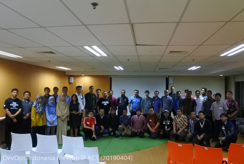 Devops Indonesia bersama Aksi Cepat Tanggap (ACT) menyelenggarakan Devops Indonesia Meetup at ACT Kamis (4/4).