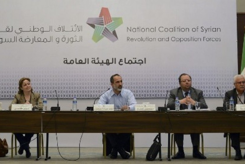 Dewan Koalisi Oposisi Suriah dalam sebuah pertemuan di Turki (Ilustrasi)