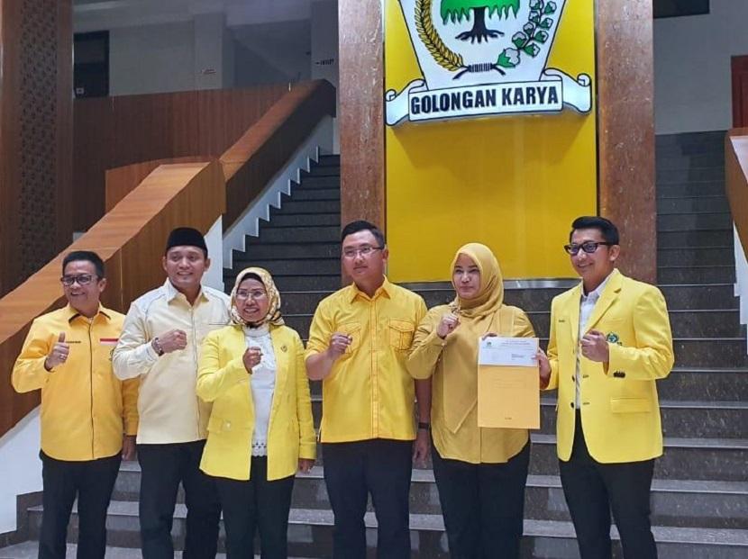 Dewan Pengurus Pusat (DPP) Partai Golkar secara resmi menetapkan bakal calon kepala daerah dan wakil kepala daerah untuk pemilihan kepala daerah (pilkada) tahun 2020 di Provinsi Banten.