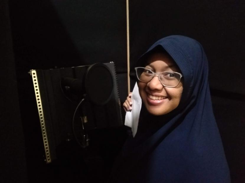 Dhita Hayu Cahyani, juara 2 Syiar Digital Indonesia (SDI) 2021 lomba yang diselenggarakan aplikasi Umma. 