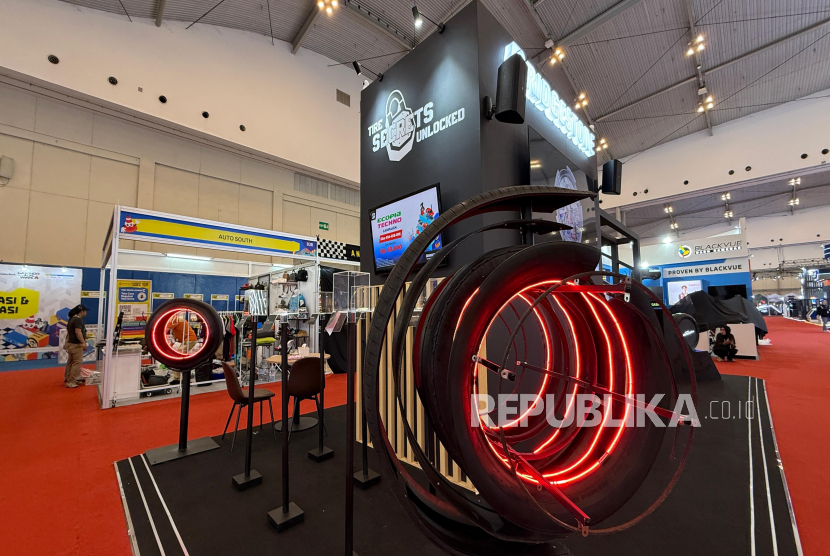 Di ajang Gaikindo Jakarta Auto Week 2025 pada 21-30 November, Bridgestone Indonesia tak hanya memamerkan produk tetapi juga memberikan edukasi kepada pengunjung.