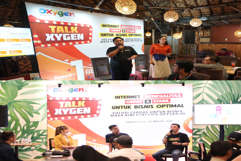 Di dua lokasi, Bekasi dan Jakarta Timur, Oxygen.id menawarkan beragam solusi digital inovatif dan mempererat jalinan hubungan dengan pelanggan. 