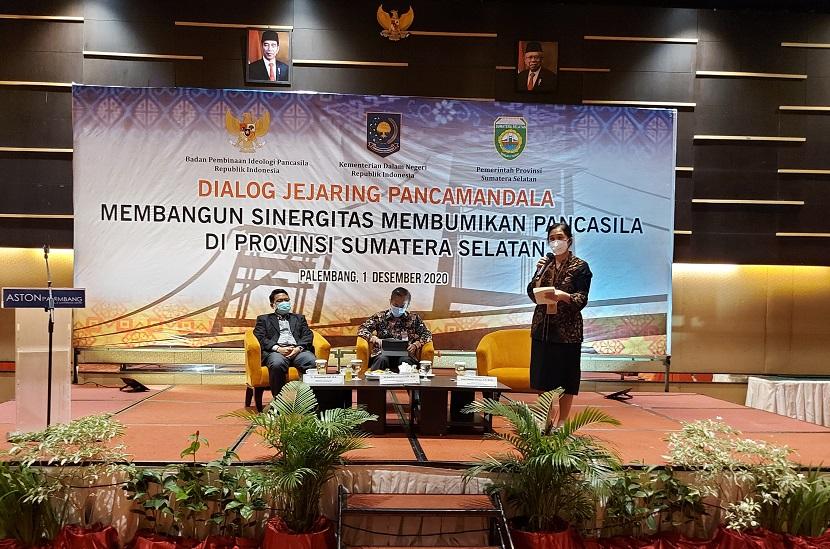 Dialog Jejaring Pancamandala dengan tema membangun sinergi membumikan Pancasila di Provinsi Sumatera Utara, Selasa (1/11).