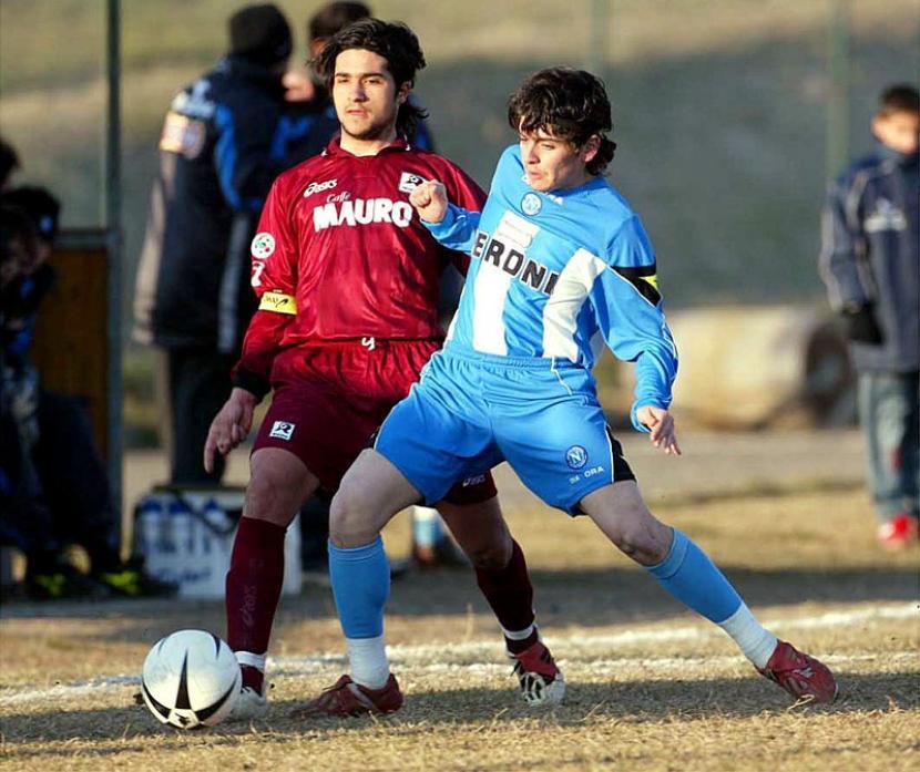 Diego Armando Maradona Junior (kanan).