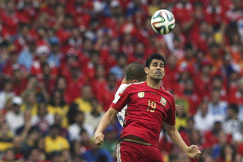 Diego Costa (depan) 