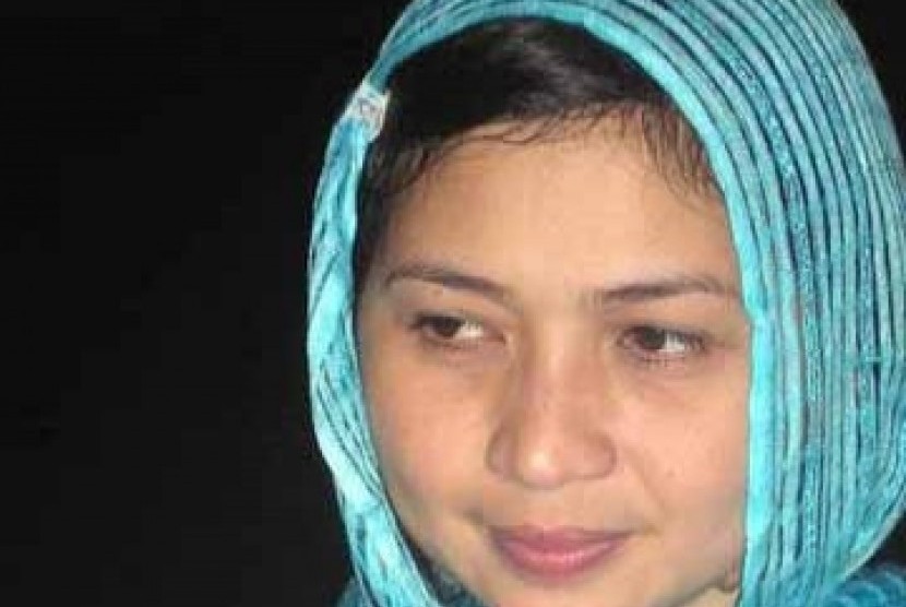  Kabar duka kembali datang dari dunia hiburan, penyanyi senior Dina Mariana Heuvelman meninggal dunia pada Ahad (3/11/2024) pukul 14.41 WIB di Rumah Sakit MRCCC Siloam Semanggi, Jakarta.