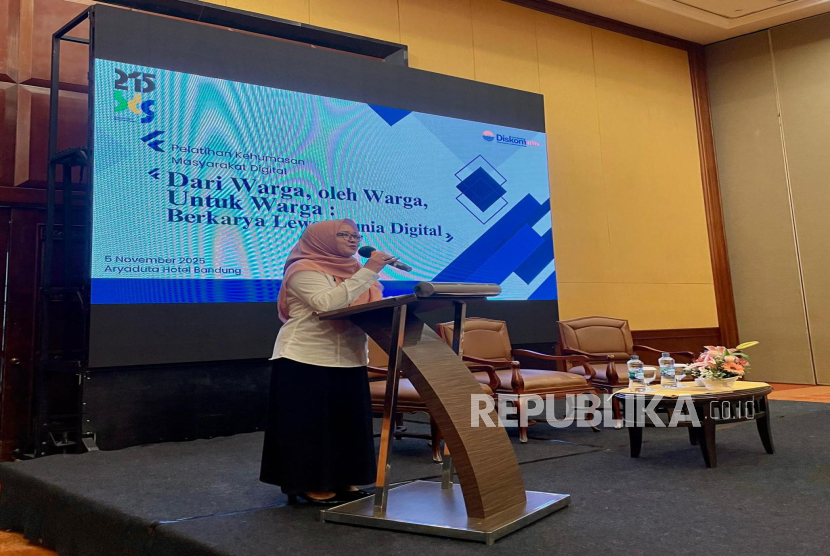 Maksimalkan Partisipasi Warga, KIM dan Relawan TIK Dibekali Ilmu Kehumasan Digital