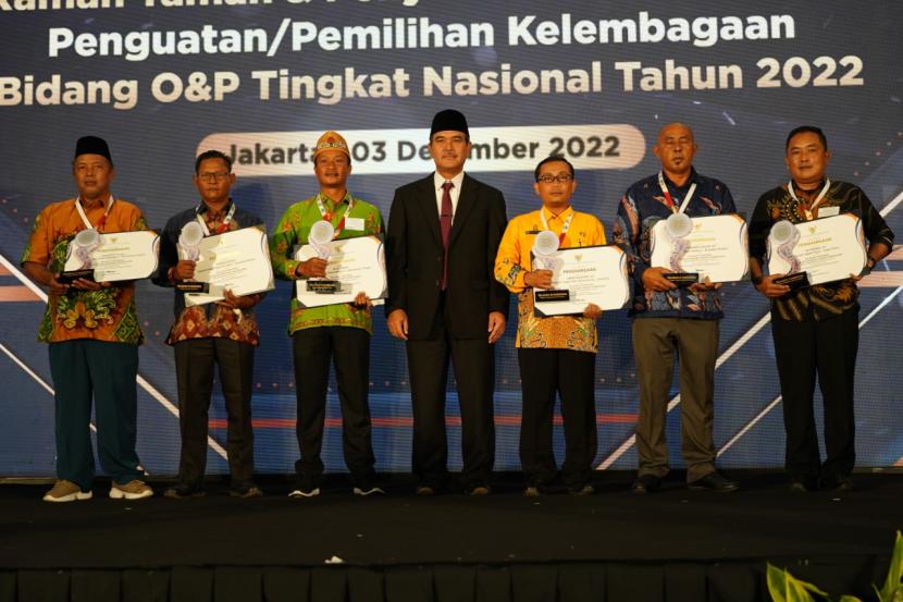 Direktorat Jenderal Sumber Daya Air (Ditjen SDA) menyelenggarakan acara Penghargaan Kelembagaan Bidang Operasi dan Pemeliharaan SDA Tingkat Nasional Tahun 2022 di Jakarta. 